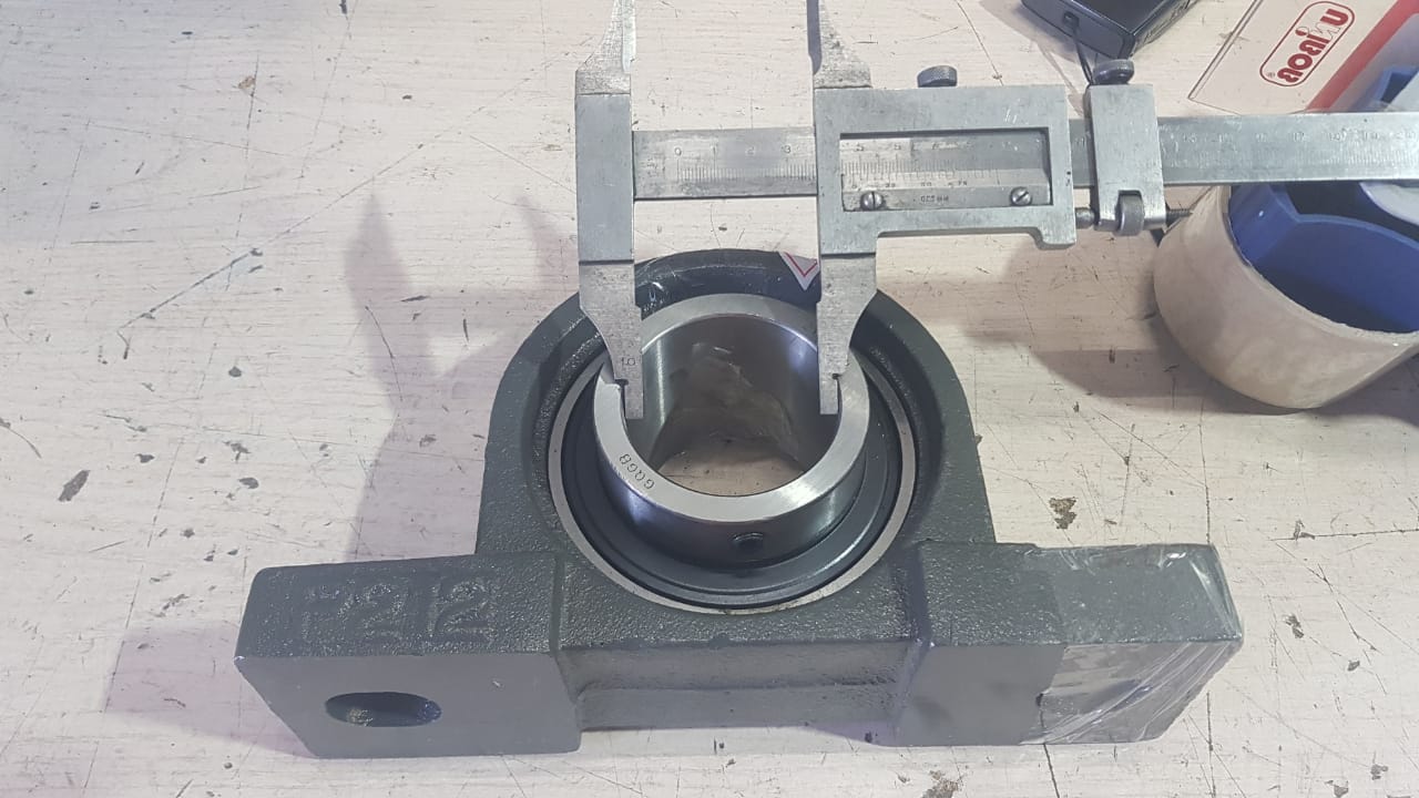 Подшипник UC212-36/FBJ D57,15мм Подшипник UC212-36/FBJ D57,15мм